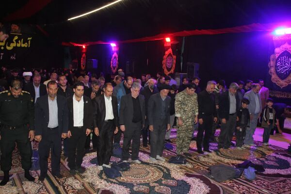 وداعی غم‌انگیز با شهید گمنام در نورآباد