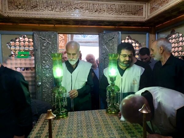 مراسم غبار روبی و زیارت ضریح مطهر سلطانعلی ابن امام محمد باقر (ع) در کربلای ایران 