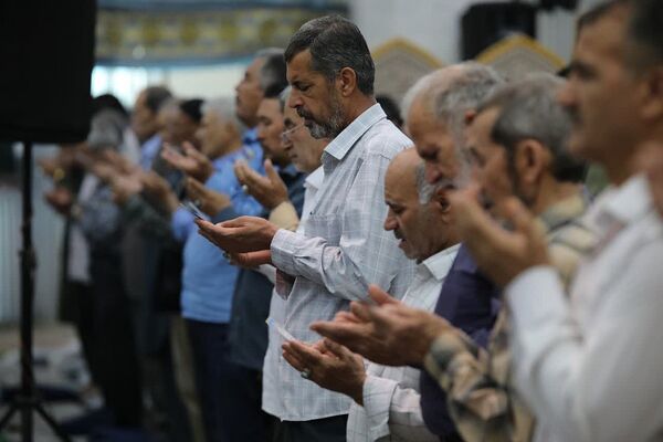 اقامه نماز عیدقربان در باقرشهر 