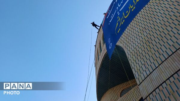 رزمایش ۵۰ هزار نفری جان فدایان انقلاب اسلامی ایران در شهر اراک