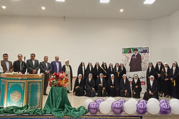 اجلاس سراسری نماز در شهرستان اسلام آباد غرب 