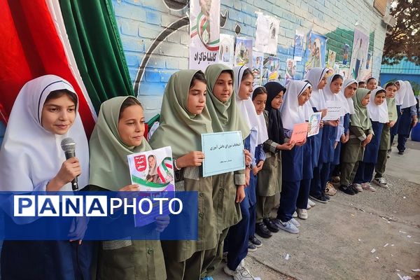 جوانه های دموکراسی در قدس؛شور وهیجان دانش آموزان قدس در انتخابات شورای دانش آموزی