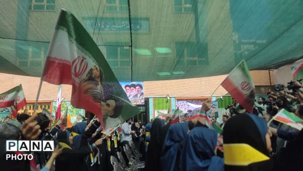 جشن جوانه‌ها در منطقه ۱۰ تهران