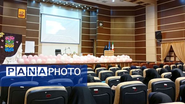 مراسم جشن روز دختر به‌مناسبت ولادت با سعادت حضرت معصومه(س) در شهر ساوه 