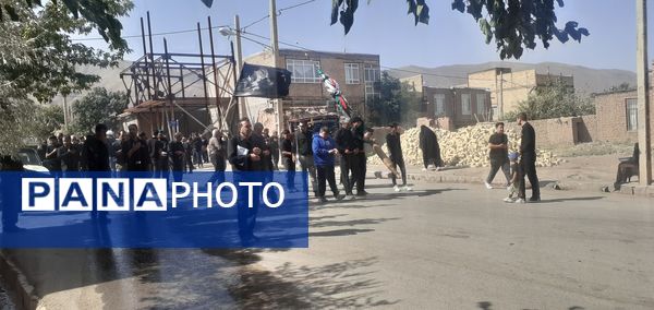 روستای سربالا در سوگ امام حسین(ع)؛ حضور پرشور جوانان در مراسم عزاداری حماسه‌ساز شد