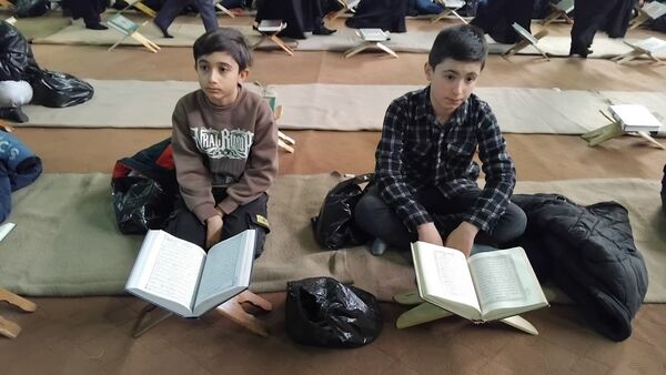 جشن چلچراغ آیه‌ها در سالن ورزشی ۲۲ بهمن اهر