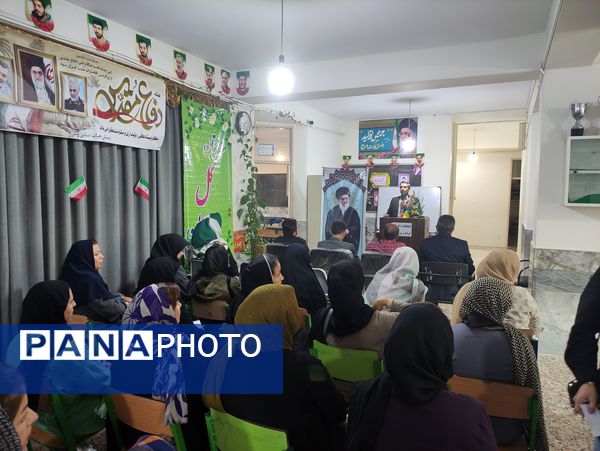 برگزاری جلسه انجمن اولیا و مربیان در دبستان هیات امنایی قرآنی مبین شیروان