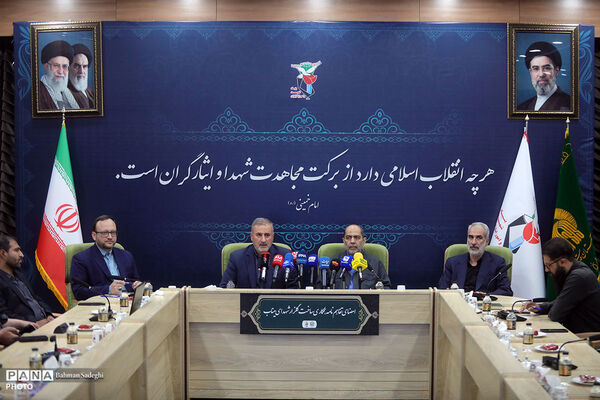 امضای تفاهم نامه همکاری ساخت گلزار شهدای میناب