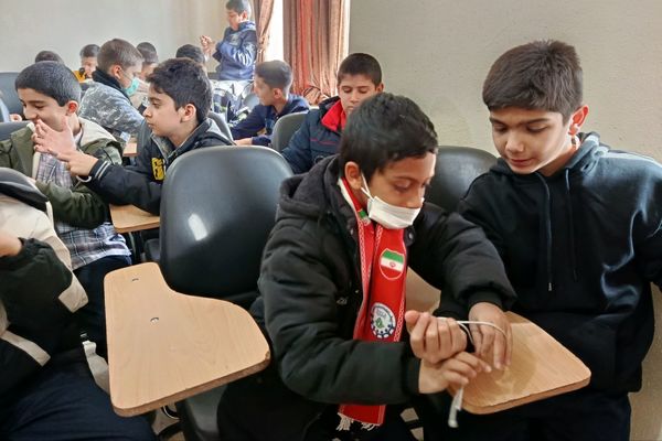 توانمندسازی یاورمربیان پسر مقطع ابتدایی در ناحیه چهار شیراز 