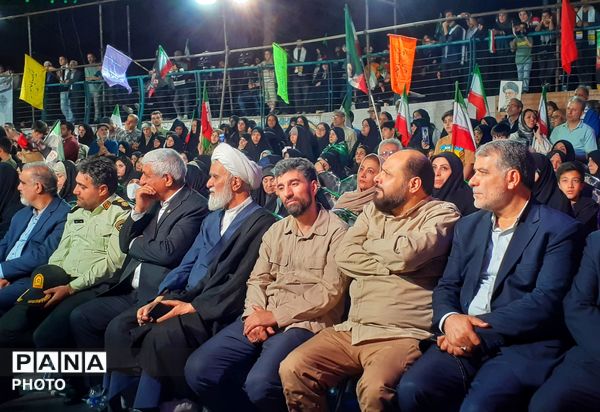 نهمین کنگره شهدا با گرامیداشت ۱۱۰۰ شهید فرهنگی و دانش‌آموزی منطقه ۱۶ تهران