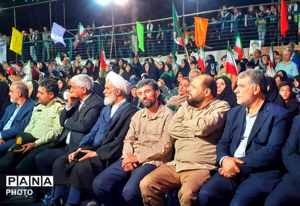 نهمین کنگره شهدا با گرامیداشت ۱۱۰۰ شهید فرهنگی و دانش‌آموزی منطقه ۱۶ تهران