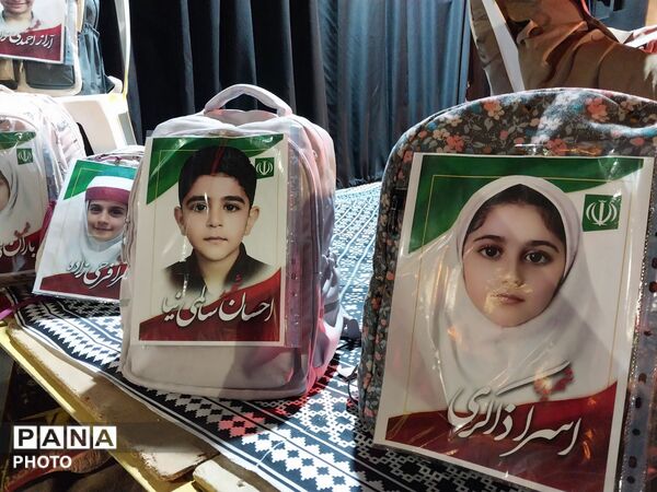 گرامیداشت چهلمین روز تدفین آقای شهید ایران و برگزاری مراسم شب شهادت امام حسن عسکری(ع) با حضور ۸۰۰ نفر