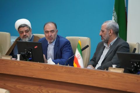 یکصد و هشتاد و پنجمین جلسۀ شورای آموزش و پرورش استان اصفهان