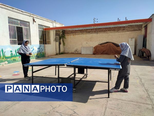 جشن پویایی و تندرستی در فدافن؛ المپیاد ورزشی مدرسه شهید نجفی به راه افتاد