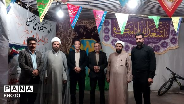  خروش غدیر و میثاق با یاد امام، جلوه ای از ولایت مداری دانش اموزان زاوه  