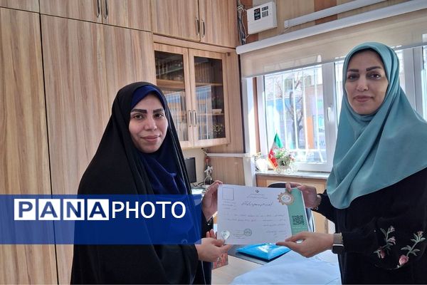 کارگاه استانی توانمندسازی مربیان پیش‌دبستانی و معلمان ابتدایی در دبستان دکتر محمدحسین کیهانی اسلامشهر