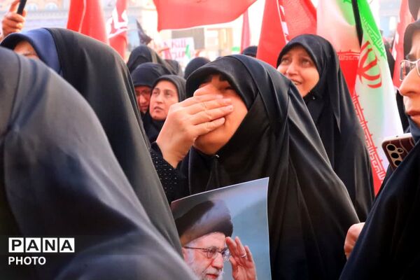 قاب هایی از یک بدرقه آسمانی ماندگار 