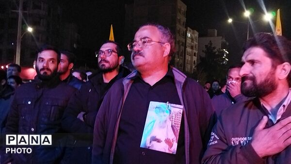 قاب هایی از حضورـ۲