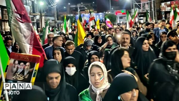 راهپیمایی مردم ولایتمدار شهرستان گچساران