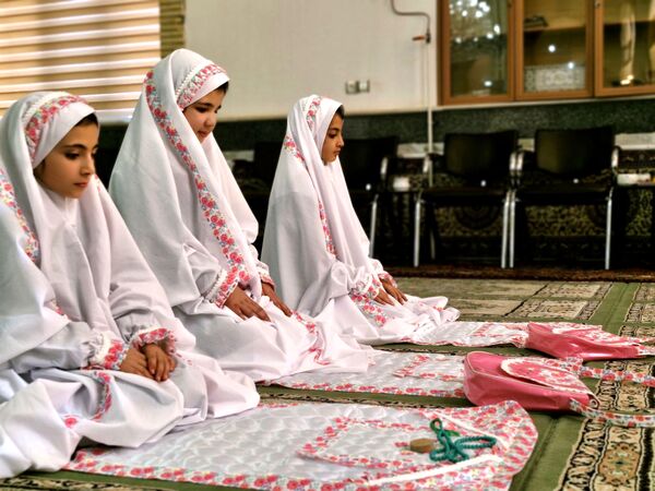جشن عبادت کلاس سومی‌های تیکمه‌داش