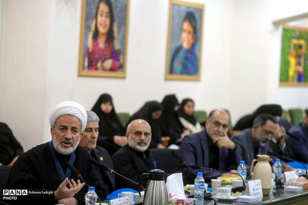 دیدار صمیمی وزیر آموزش و پرورش با اعضای کمیسیون فرهنگی مجلس شورای اسلامی