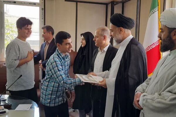 درخشش مدارس و راویان برتر در آیین اختتامیه مدرسه انقلاب شهریار