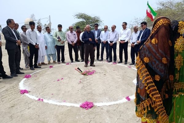 افتتاح و کلنگ‌زنی پروژه‌های عمرانی، ورزشی و تولیدی در جاسک به مناسبت هفته دولت