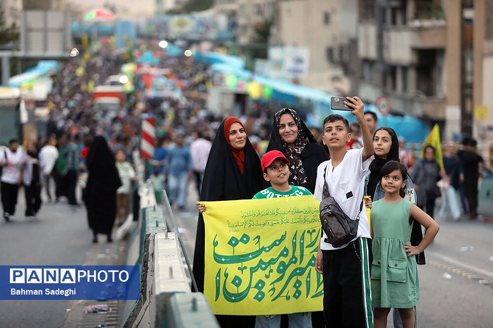 مهمونی ۱۰ کیلومتری غدیر در تهران    