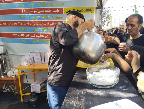 حضور جاماندگان اربعین حسینی در جوار امام مهربانی‌ها