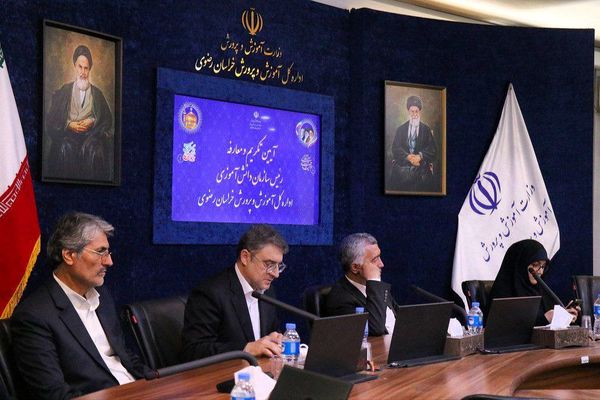 آیین تکریم و معارفه رئیس سازمان دانش‌آموزی خراسان رضوی