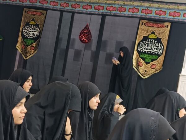 مراسم سوگواری هیات دخترانه بنت الهدی کاشان