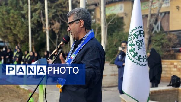 اردوی زیارتی تربیتی دانش‌آموزان دختر پیشتاز در مشهد مقدس