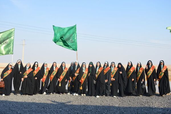 اعزام دانش‌آموزان دبیرستان شاهد شهرکرد به شلمچه