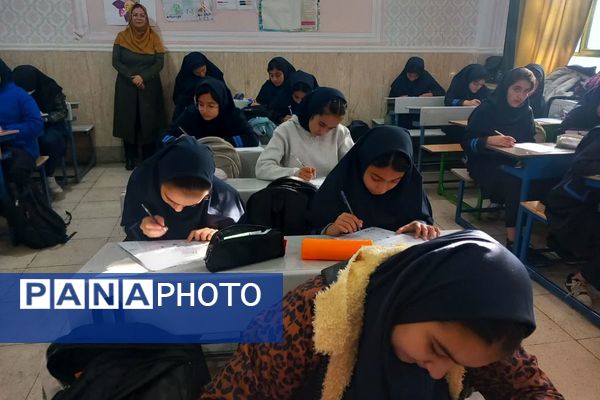 برگزاری آزمون شبه تیمز شماره۲ در دبیرستان ارمغان