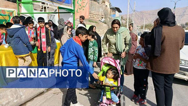 برپایی موکب  توسط هیات دانش‌آموزی و پیشتازان آموزشگاه شهید منصور عامری 