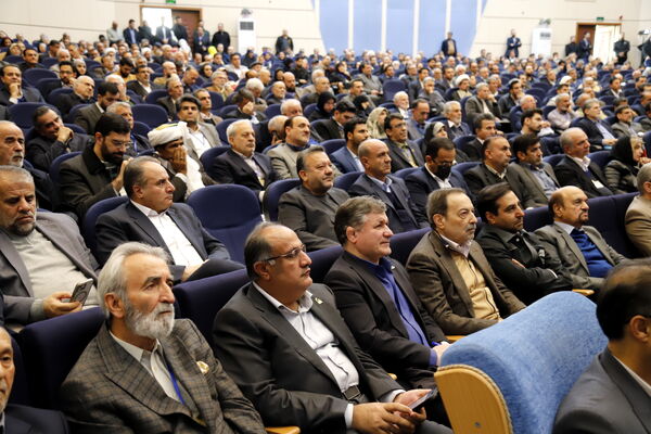 تکریم سازندگان فردای ایران