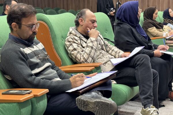 رقابت ۳۱ دانش‌آموز ممتاز همیار معلم ملاردی 