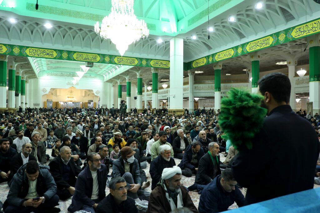 جشن میلاد امام حسین(ع) در حرم حضرت معصومه(س)