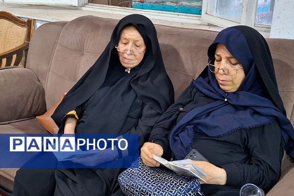 مراسم دهه دوم محرم با حضور فرهنگیان و دانش‌آموزان 