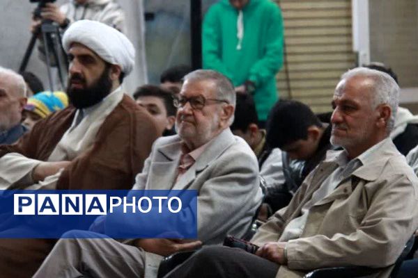 طنین میثاق بندگی در بهار انقلاب