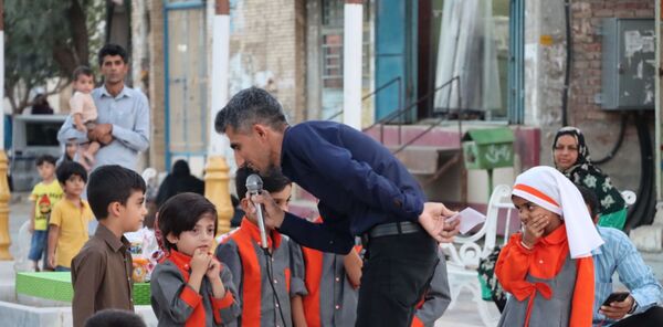 جشن روز جهانی کودک در قلعه‌گنج