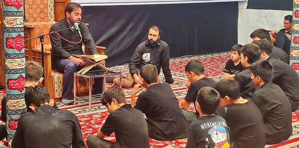 سوگواری شب چهارم محرم در مسجد امام حسین(ع) اسفراین 
