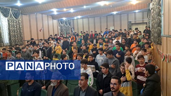 جشن روز دانش‌آموز در دبیرستان پژوهش آشخانه 