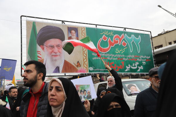 راهپیمایی باشکوه ۲۲ بهمن در قاب تصویر