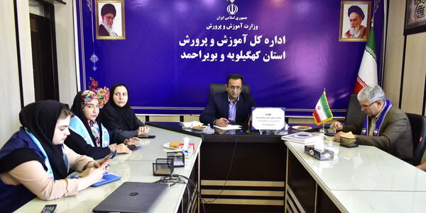 نشست صمیمی دانش‌آموزان خبرنگار پانا با مدیرکل آموزش و پرورش کهگیلویه و بویراحمد 