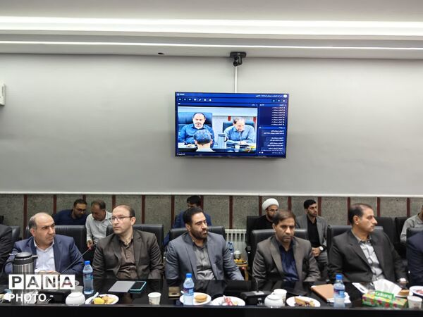 نشست معاون پرورشی و فرهنگی وزارت با مدیران آموزش‌وپرورش استان کرمانشاه