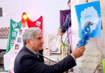 نواخته شدن زنگ سپاس معلم در شهرستان اسکو 