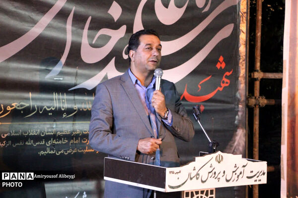 معلمان، الگوی جامعه مقاوم در سنگر تربیت هستند