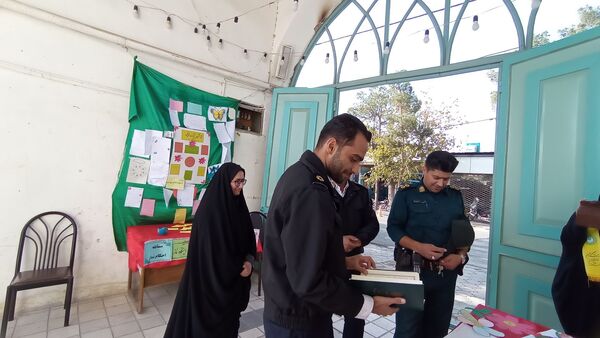 نمایشگاه قرآن ، عترت و نماز در مسجد جامع خلیل آباد 