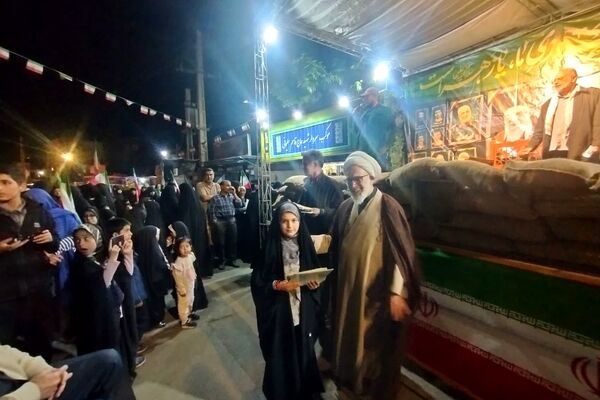 قرآن و عترت در متن هویت ملی ما جاری هستند